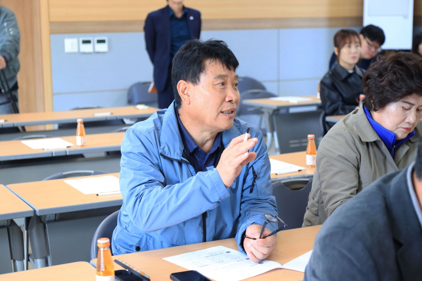 충주시의회 산업건설위원회 도시민 영농체험장 선진지 견학_6